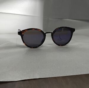 Guess Tortoise Shell Sunglasses